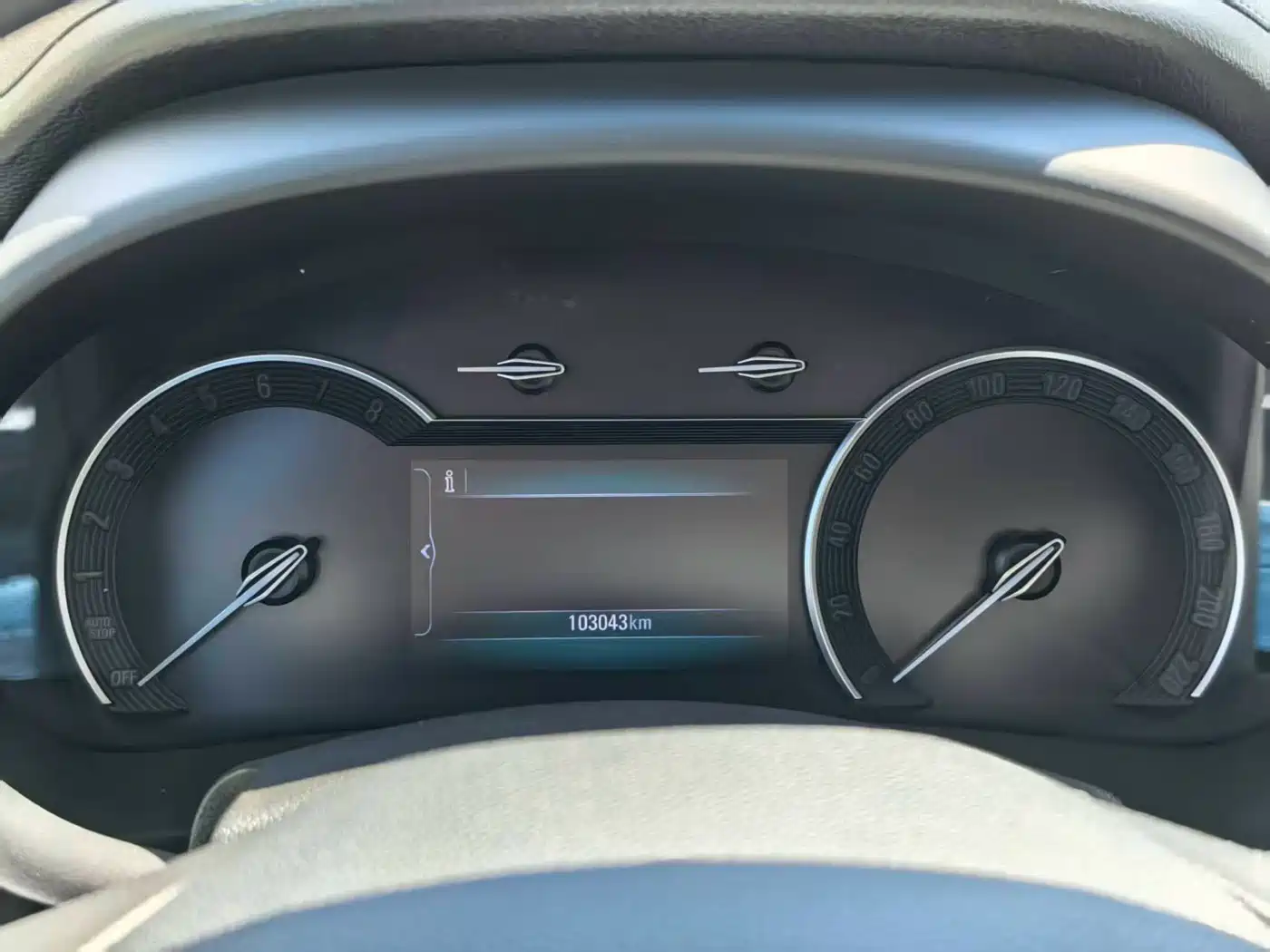 Buick GL8 2017 ES 28T Comfort Type China V фото 17