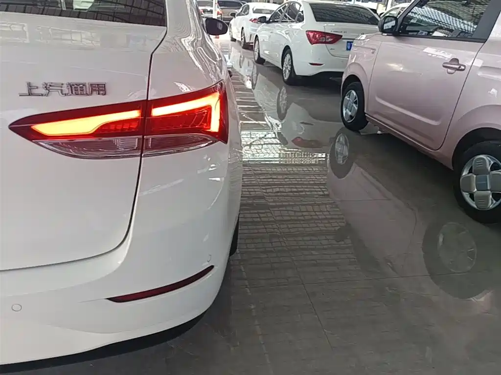 Buick Excelle 2021 Facelift Exemplar 1.5L Auto Elite фото 8