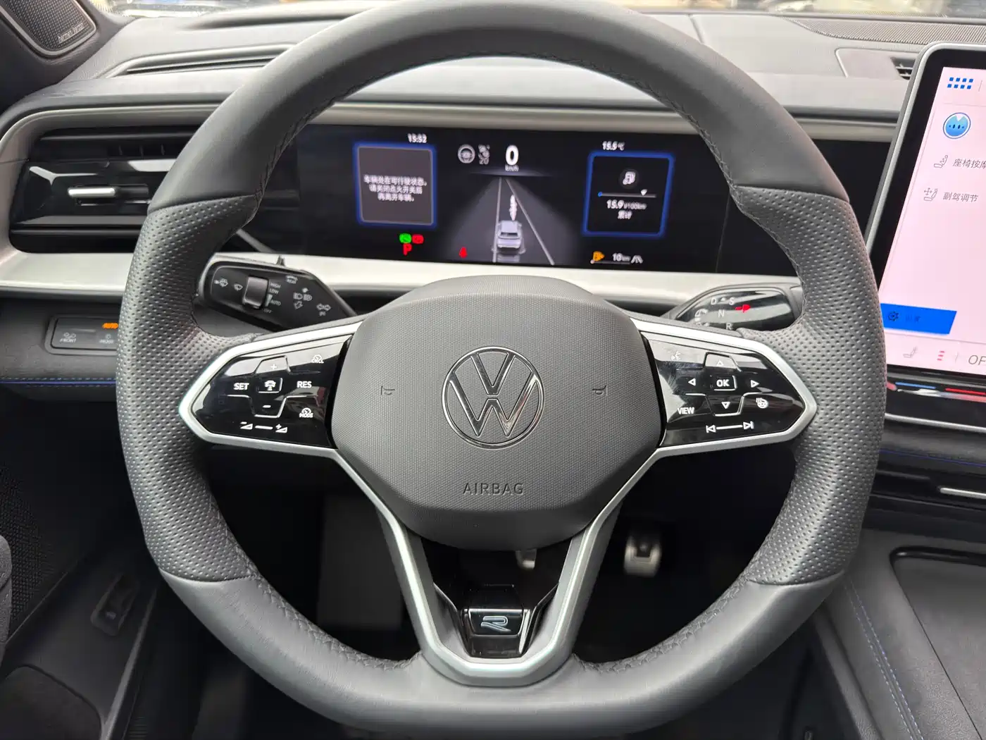 Volkswagen Teramont 2025 Teramont Pro 450TSI 4WD Summit Edition фото 15