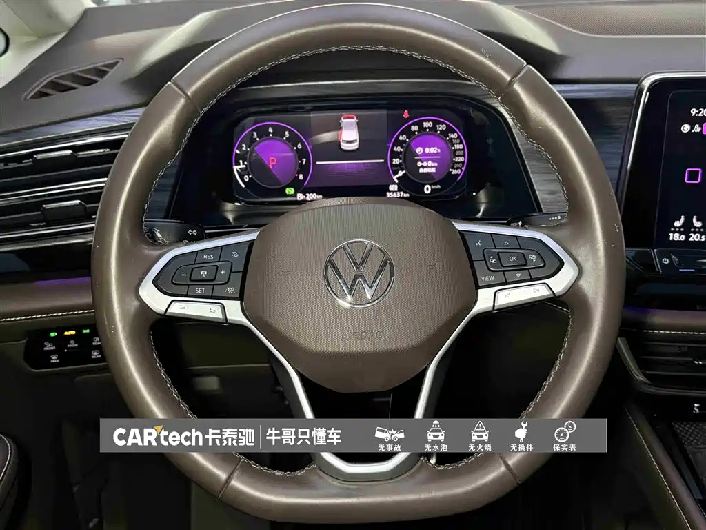 Volkswagen Viloran 2022 380TSI Premium Edition фото 23