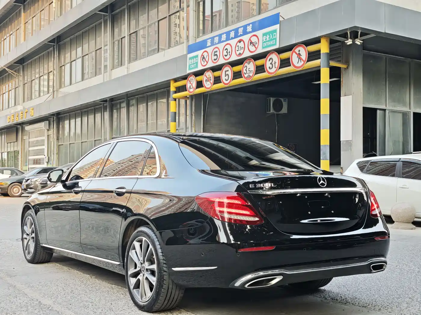 Mercedes-Benz E-Class 2019 Facelift E 300 L Fashion фото 10