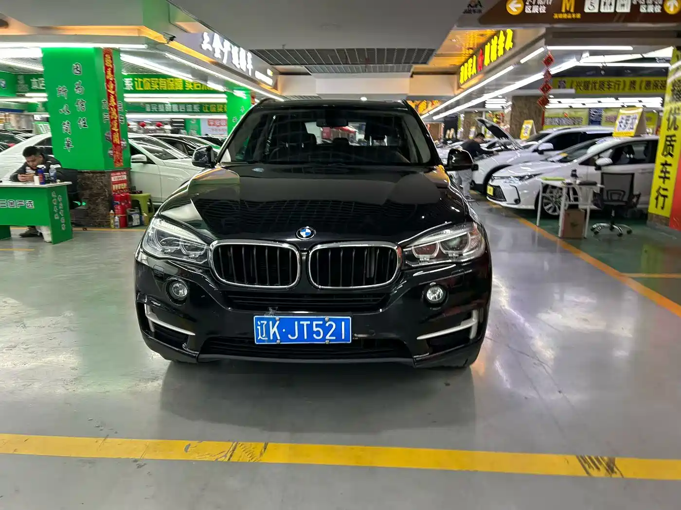 BMW X5 (Import) 2014 xDrive35i Leading фото 2