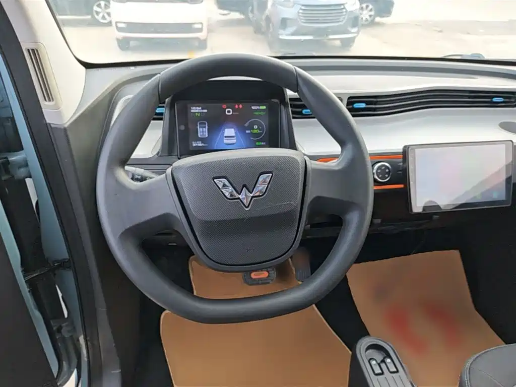 WULING AUTOMOBILE HONGGUANG MINIEV