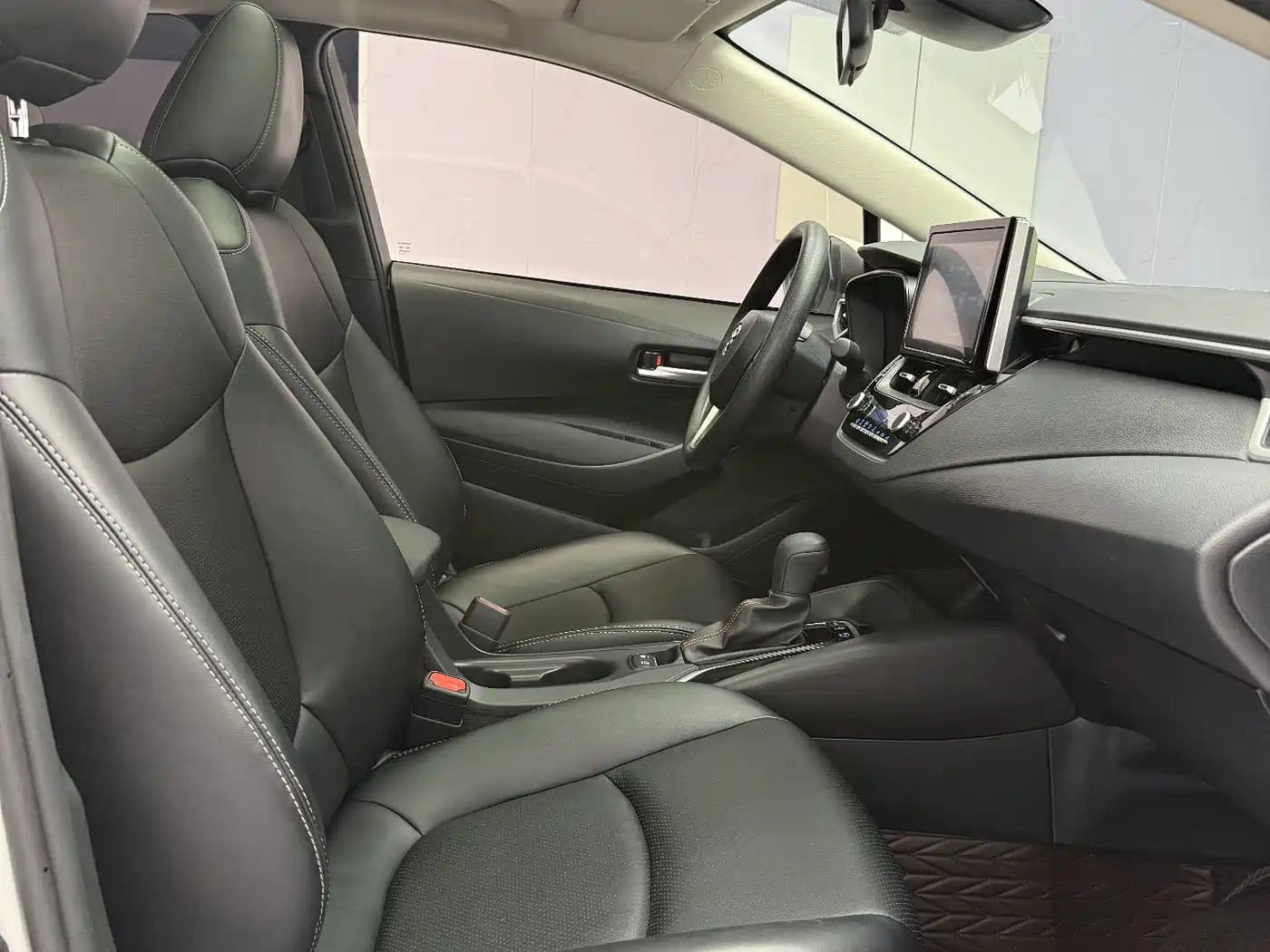 Toyota Corolla 2021 1.2T S-CVT Elite SPORT Edition фото 16