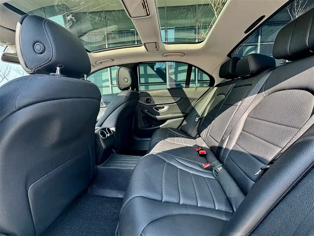 Mercedes-Benz C-Class 2015 C 200 L Sport фото 9