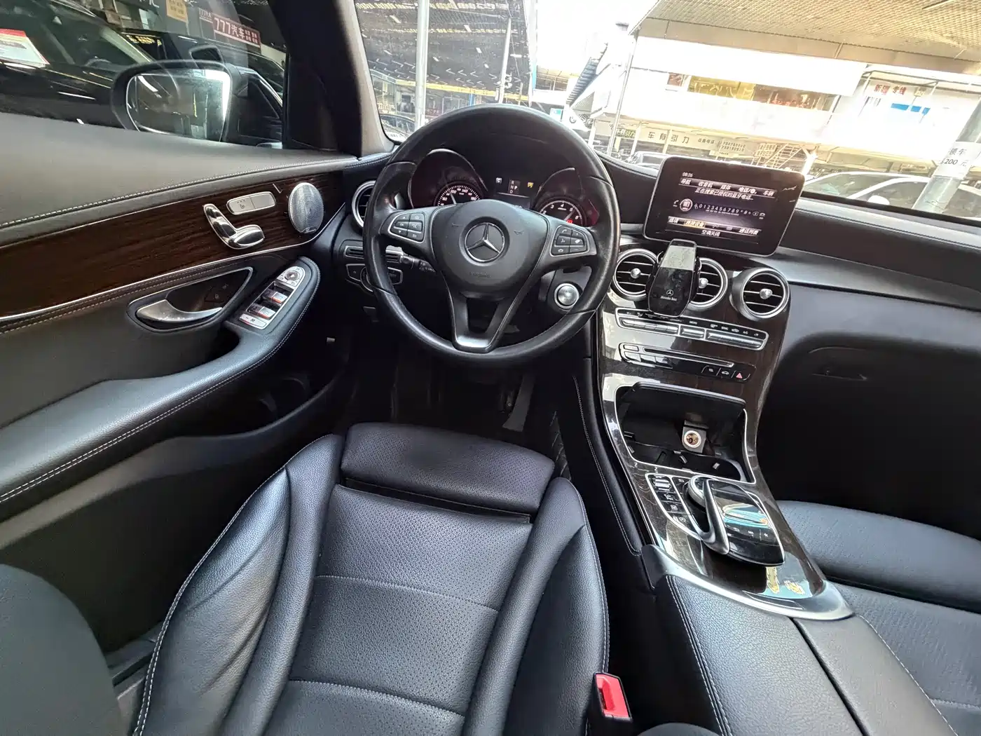 Mercedes-Benz GLC 2018 GLC 260 4MATIC Dynamic фото 24