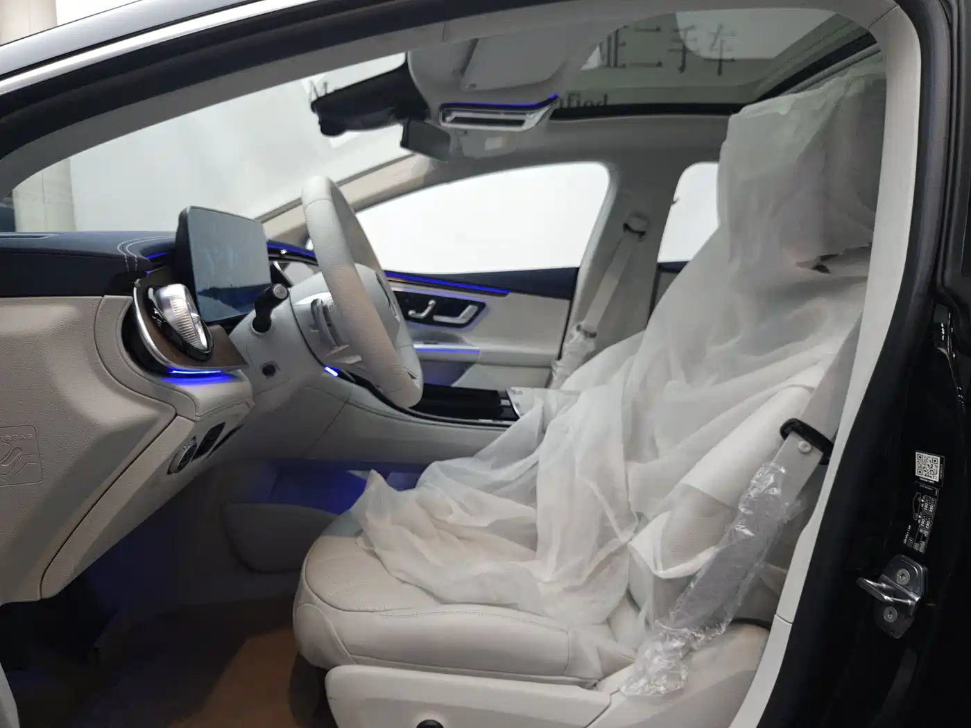 Mercedes-Benz EQE 2026 500 4MATIC Pioneer Edition фото 14