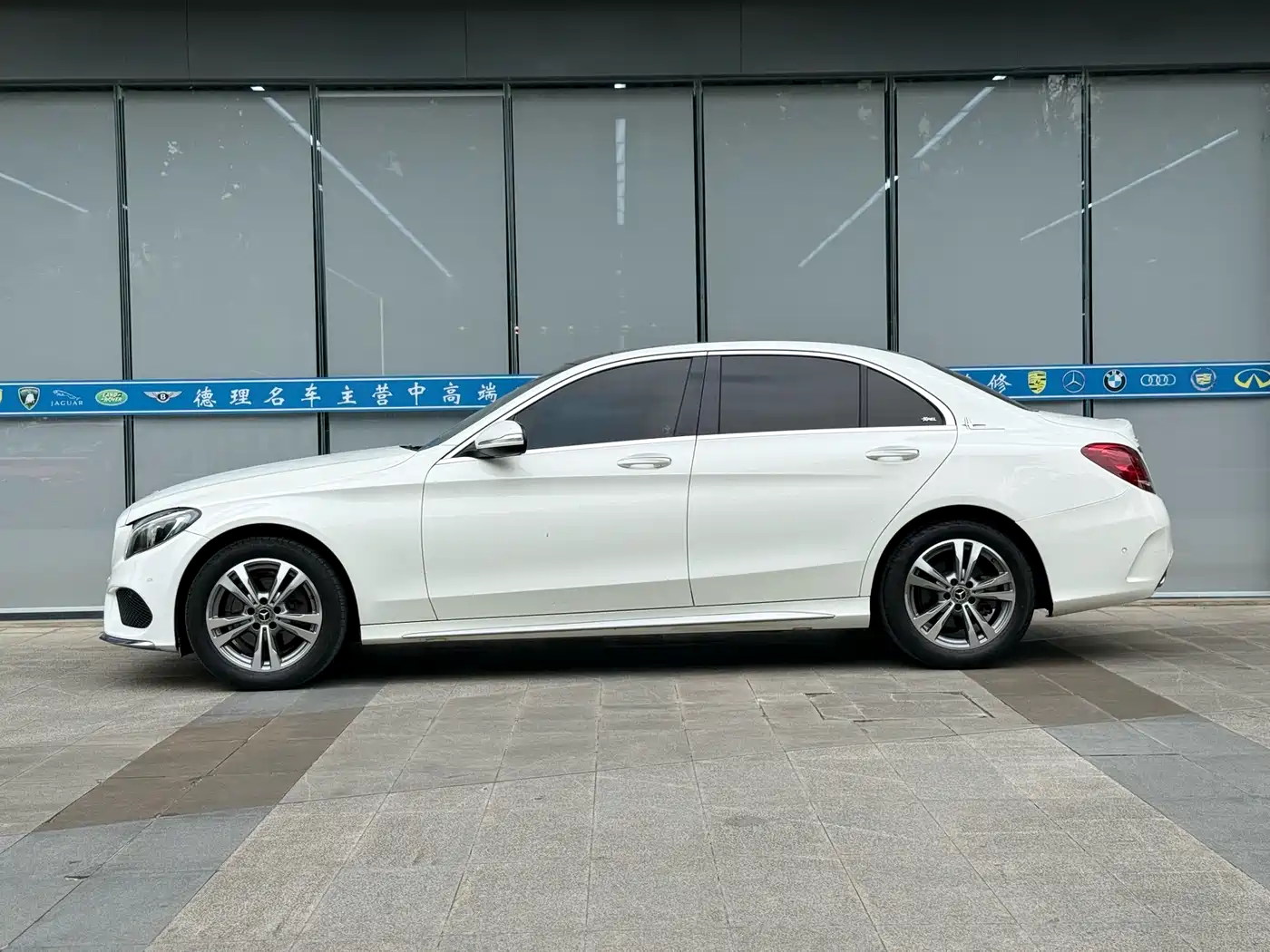 Mercedes-Benz C-Class 2018 C 200 L Sport Edition фото 10