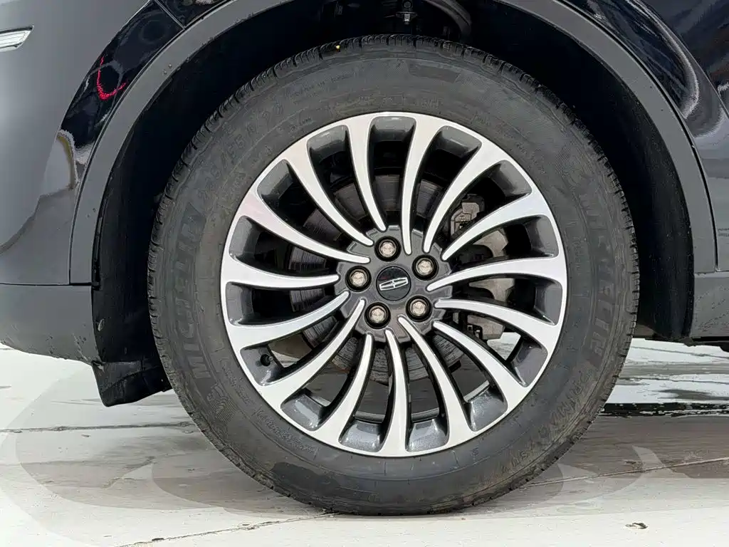 Lincoln Aviator, миниатюра 7