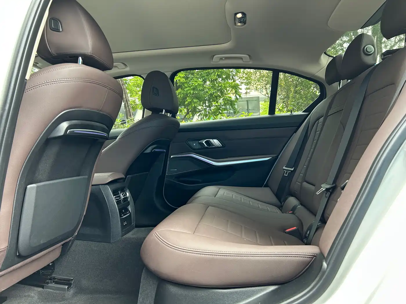 BMW 3 Series 2021 325Li M Sport Package фото 12