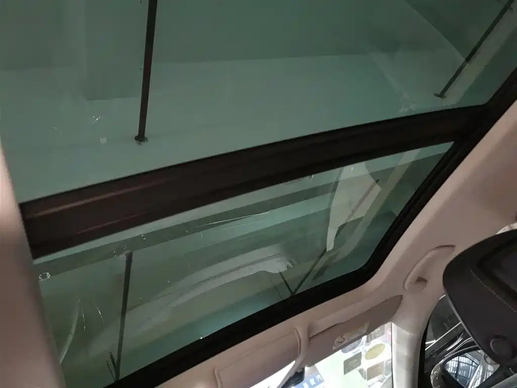 Volkswagen Passat 2019 Model 330TSI Luxury Edition China V фото 11