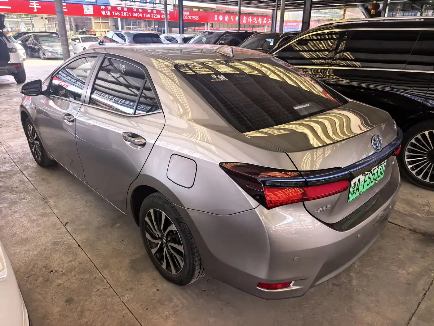 Toyota Corolla 2019 Hybrid 1.8L E-CVT GL-i Pioneer Edition фото 4