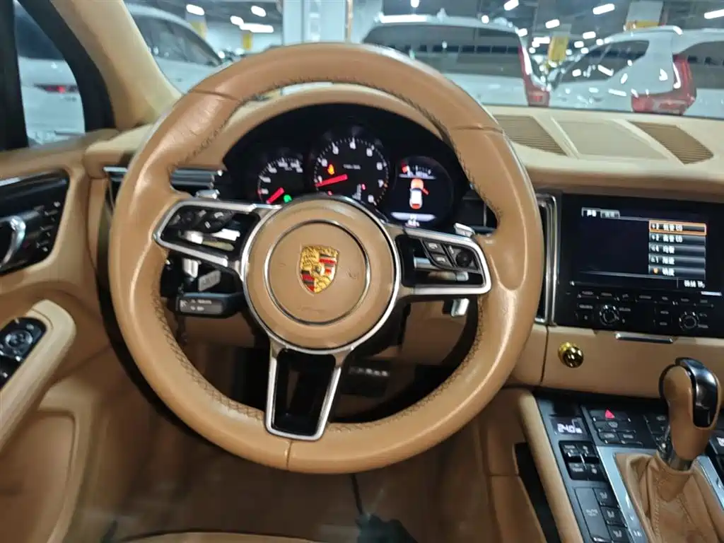 Porsche Macan 2014 Macan 2.0T фото 10