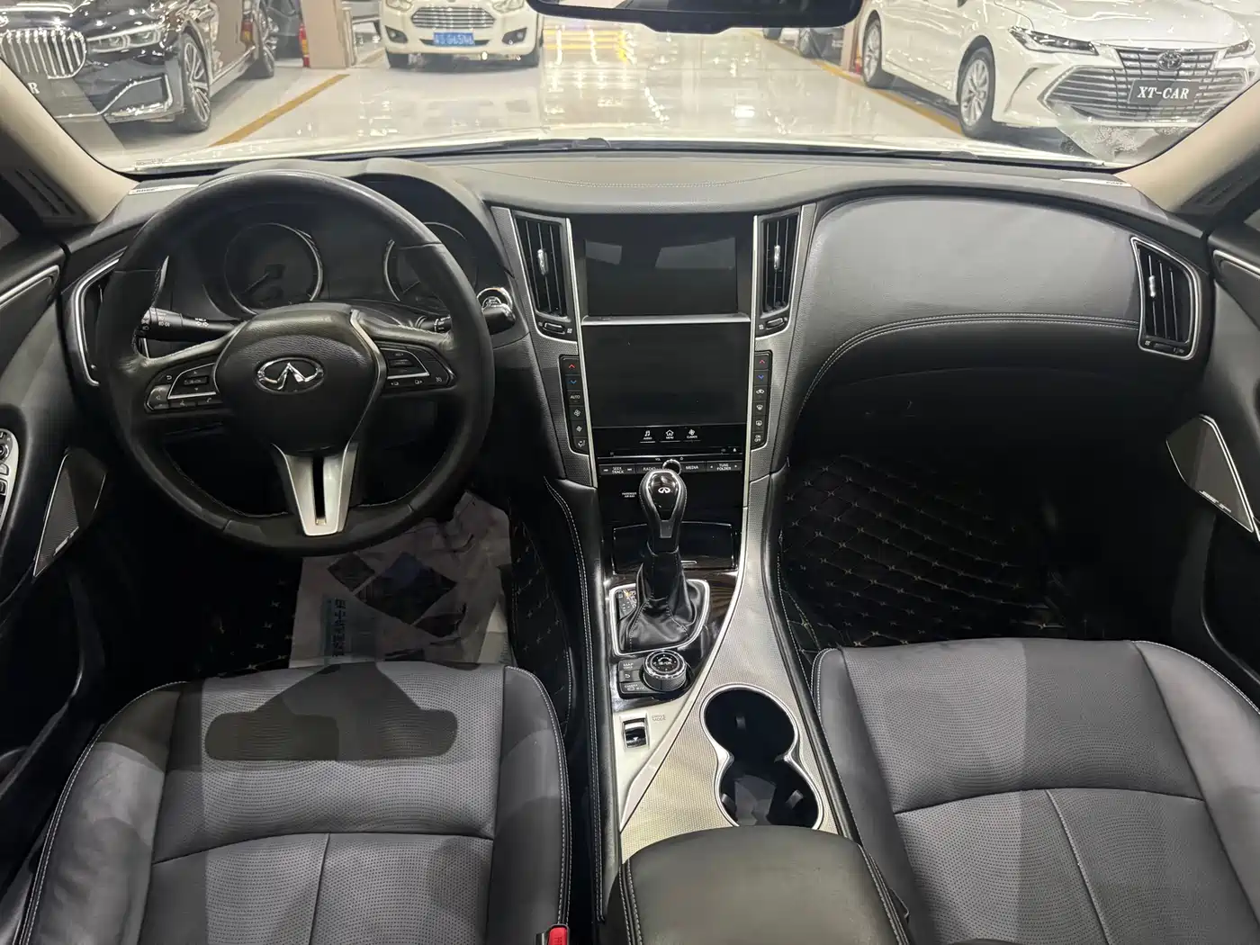 Infiniti Q50L 2019 2018 2.0T Premium Edition (China VI)