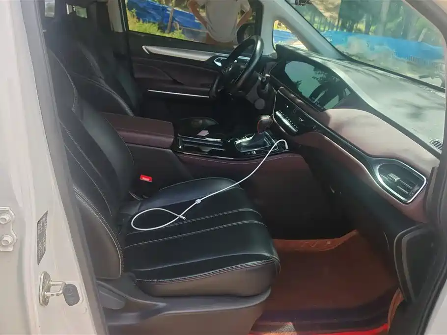 GAC Trumpchi Trumpchi M6 2023 PRO 270T DCT Luxury Edition фото 8