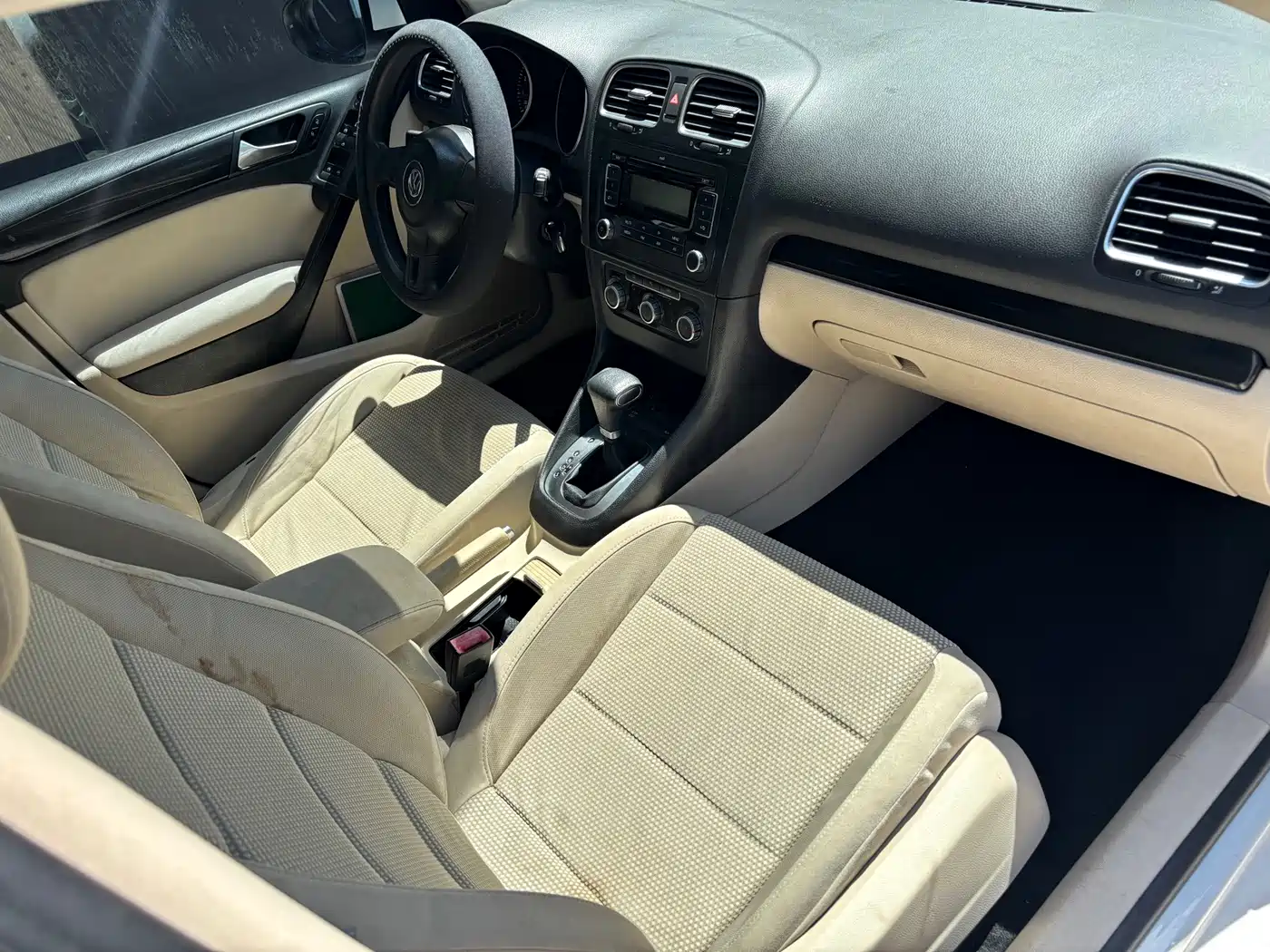 Volkswagen Golf 2010 1.4TSI Auto Comfort фото 8