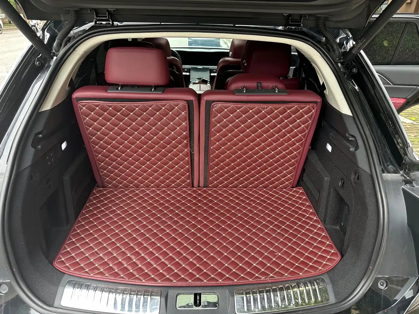 Hongqi E-HS9 2021 460km Flagship Comfort 6-seater фото 12