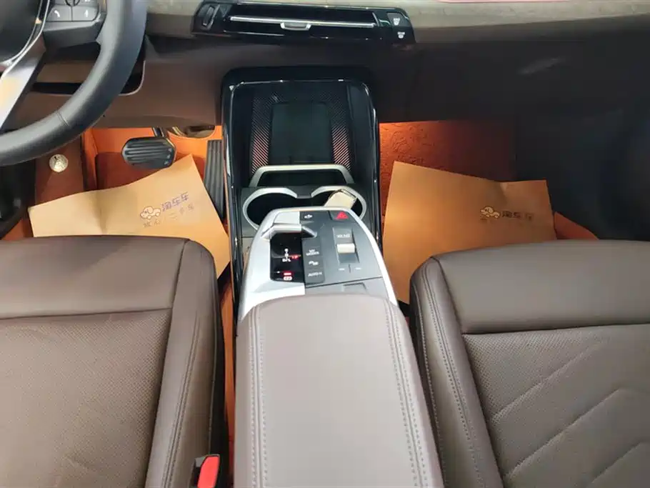 BMW X1 2023 xDrive25Li X Design Package фото 16