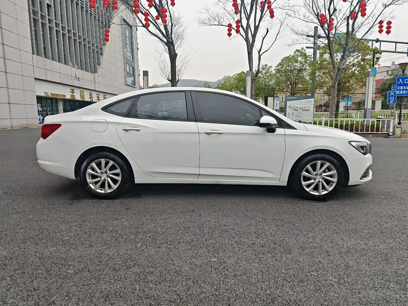 Buick Verano 2019 Sedan 15S Auto Progressive фото 4