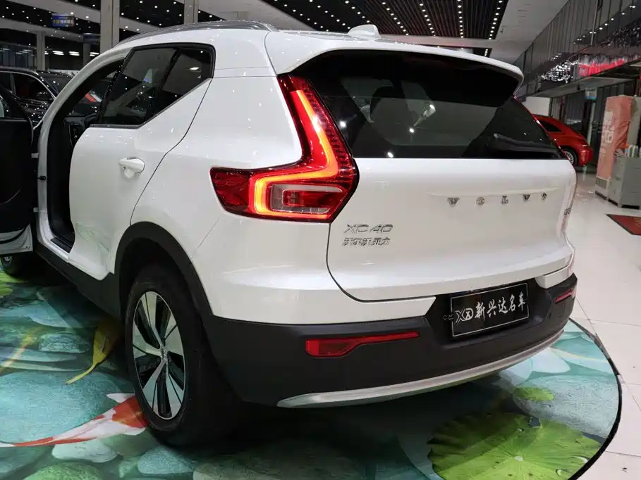 Volvo XC40 2024 2023 B3 Zhiyuan Sport Edition