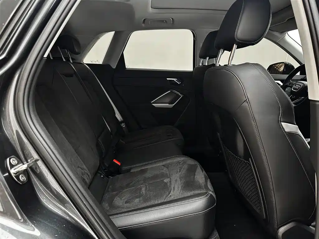 Audi Q3 2023 35 TFSI Fashion Dynamic (1.4T) фото 24
