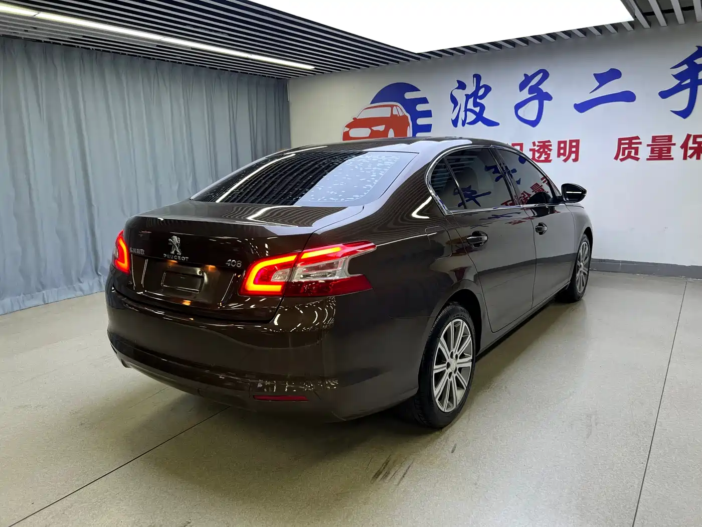 Peugeot 408 2014 1.8L Automatic Luxury Edition фото 20
