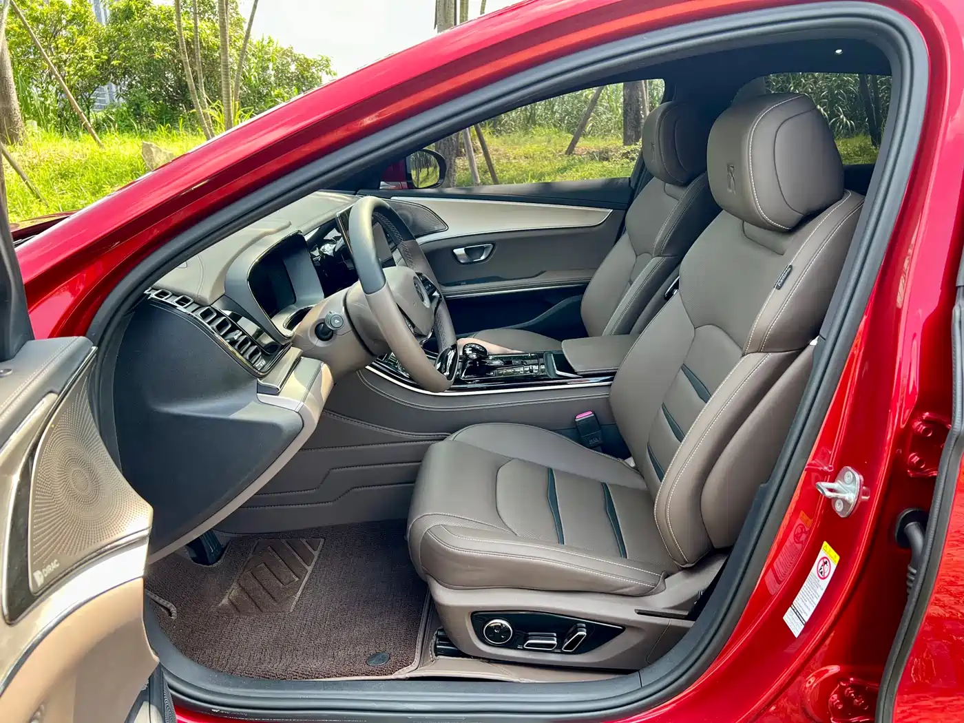BYD Han 2021 EV Standard Range Luxury фото 16