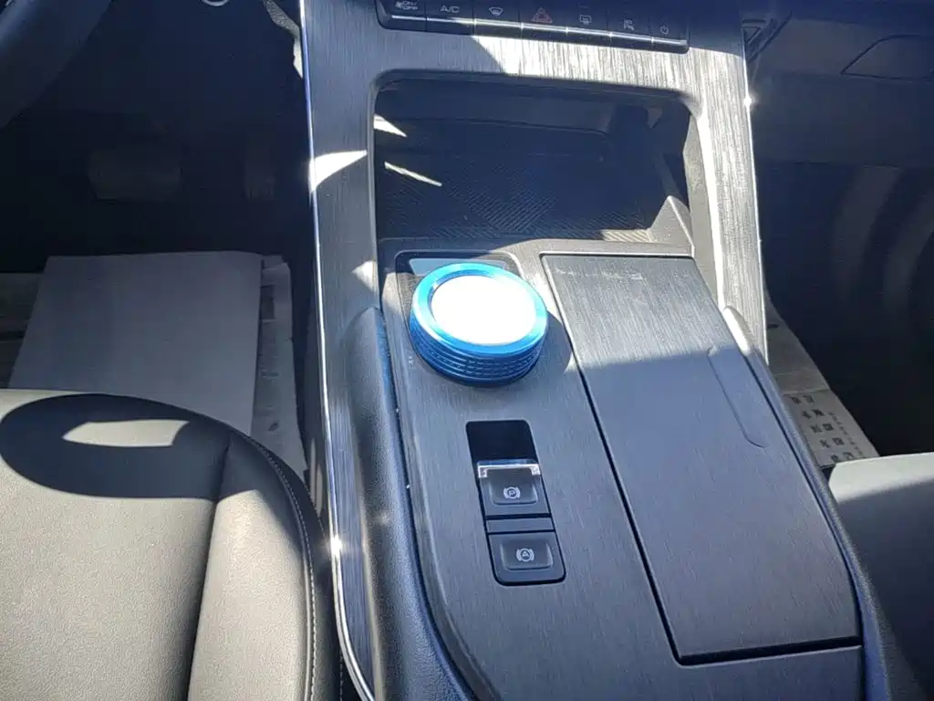 Photo 14 - Haval H6