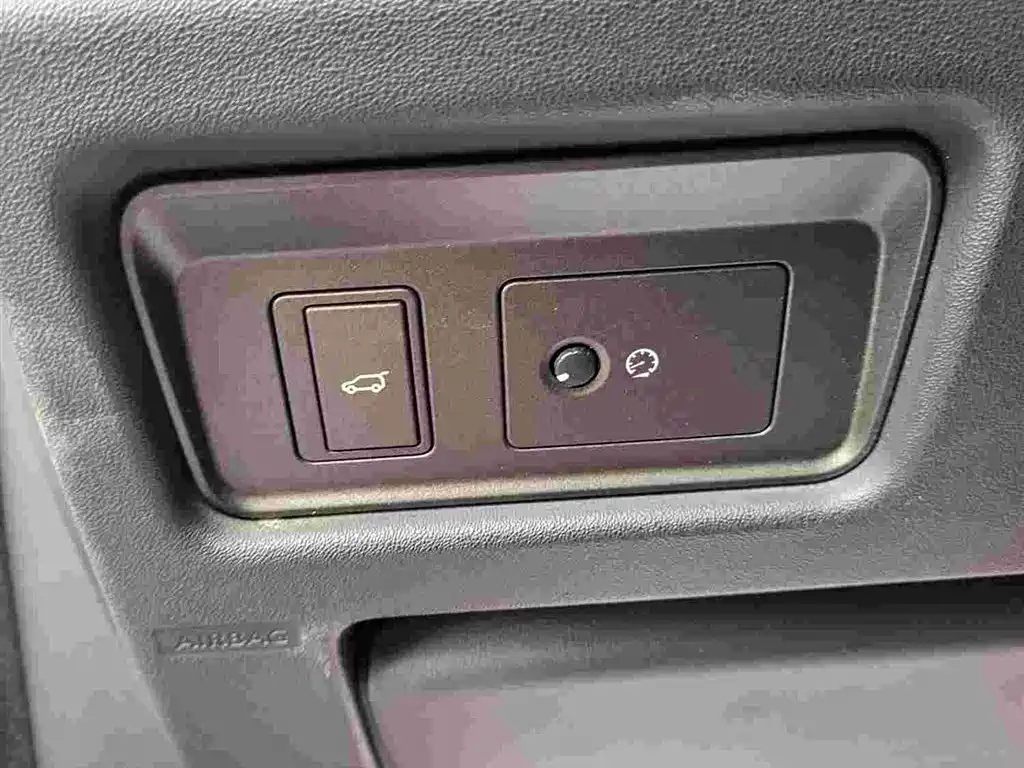 Land Rover Range Rover Evoque 2016 2.0T SE ZhiYao фото 8
