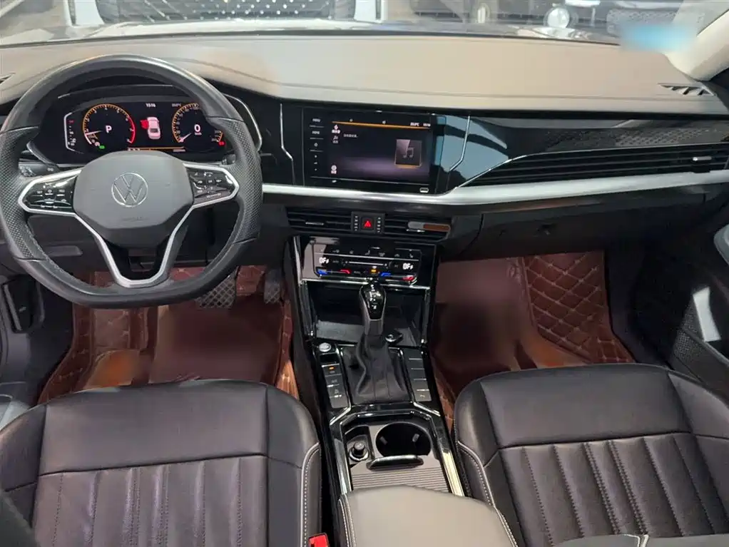 Volkswagen Passat 2023 330TSI Starlight Elite Edition фото 6