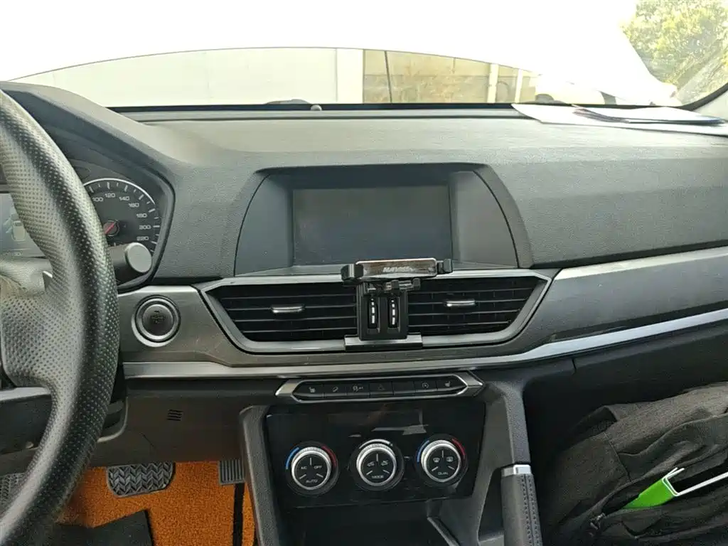 Haval H6 2018 Blue Label Sport 1.5T Automatic 2WD Elite фото 13