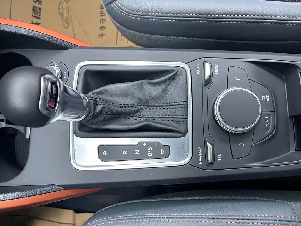 Audi Q2L 2019 2018 35 TFSI Fashion Elegance China V