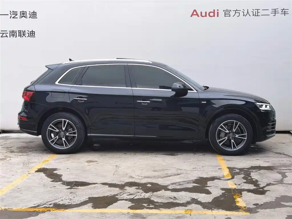 Audi Q5L 2020 45 TFSI Exclusive Fashion фото 4