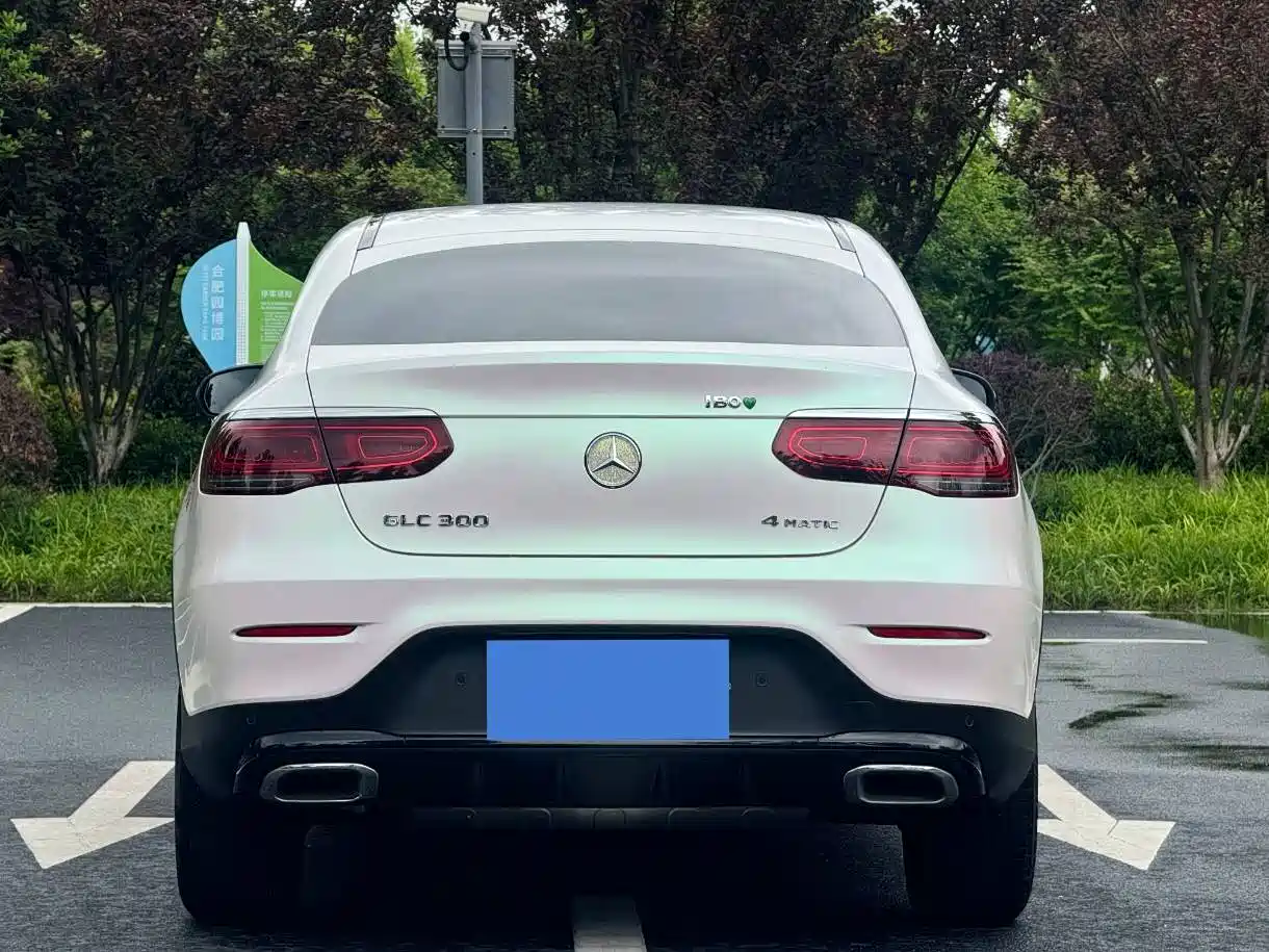 Mercedes-Benz GLC Coupe 2022 Facelift GLC 300 4MATIC Coupe SUV фото 4