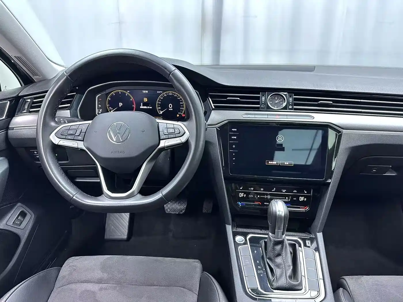Volkswagen Magotan 2020 330TSI DSG Luxury фото 5