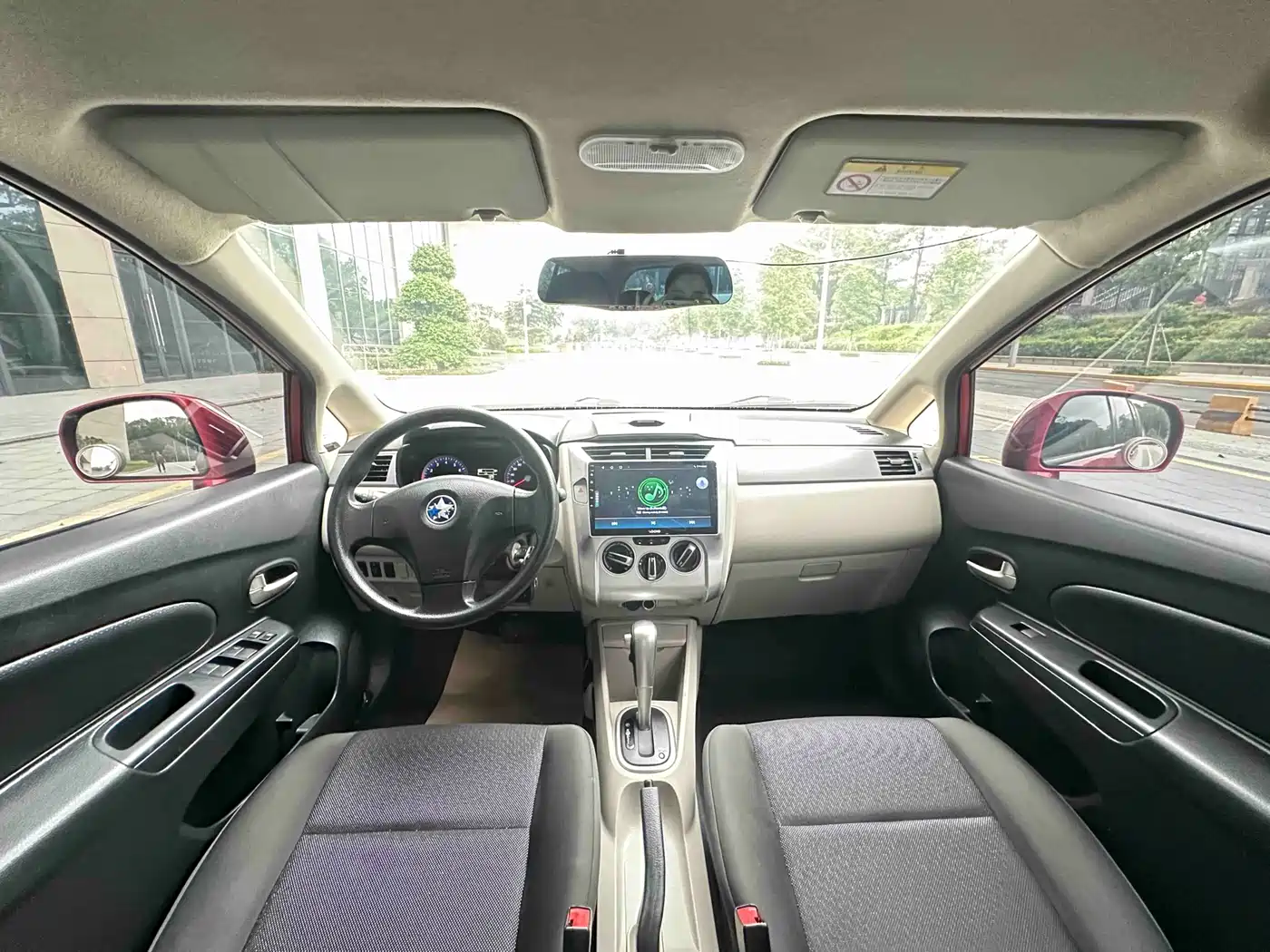 Venucia R50 2017 2016 Model 1.6L Automatic Elite Edition