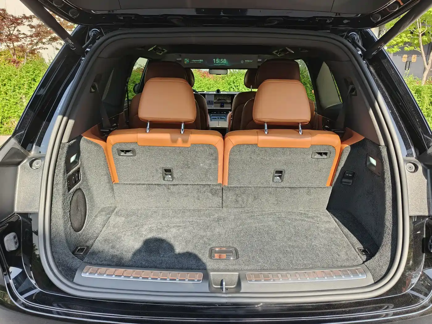AITO Wenjie AITO M9 2025 Extended Range Ultra 52kWh 6-Seater фото 24