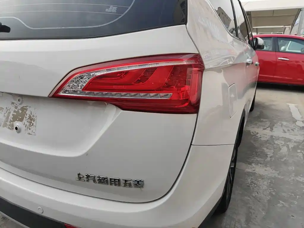 Фото 8 - Baojun 730