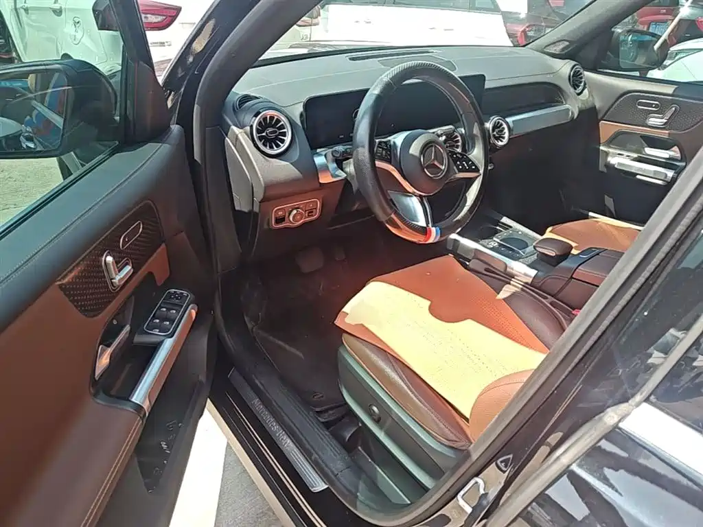 Mercedes-Benz GLB 2024 GLB 220 Fashion фото 16