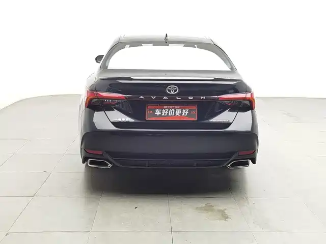 Toyota Avalon 2022 2.5L Touring Premium Edition — фото 4