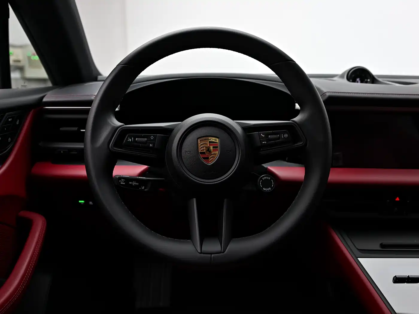 PORSCHE MACAN NEW ENERGY