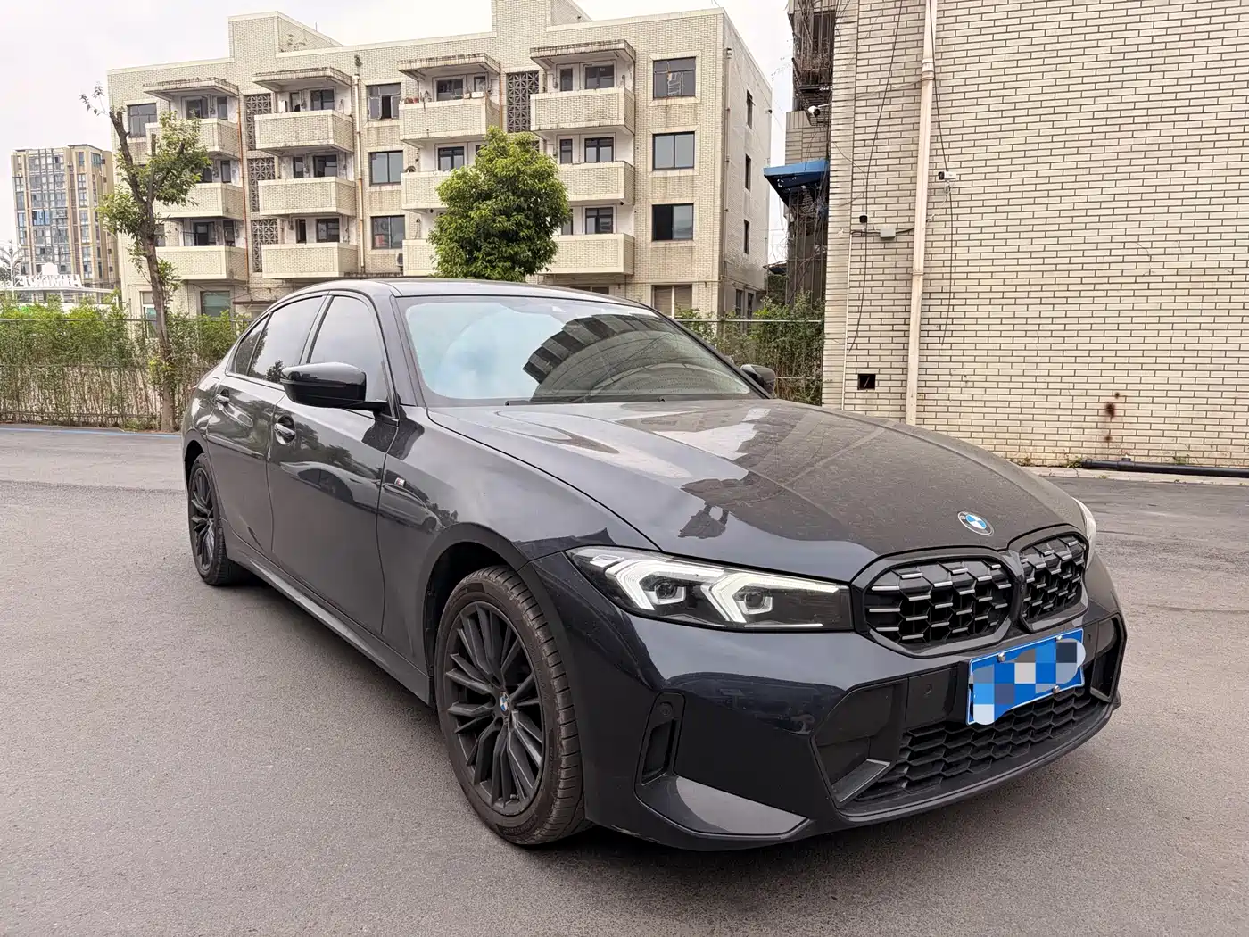 BMW 3 Series 2024 325i M Sport Shadowline Package фото 3