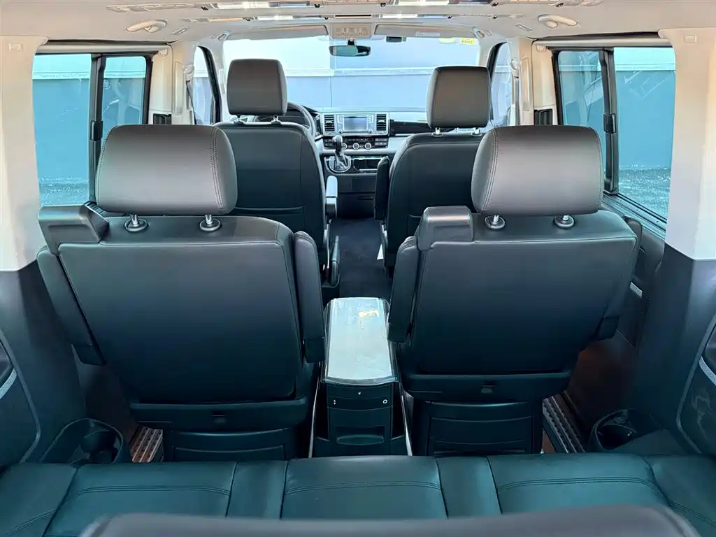 Volkswagen Multivan 2016 2.0TSI 4WD Prestige 7-Seater фото 36