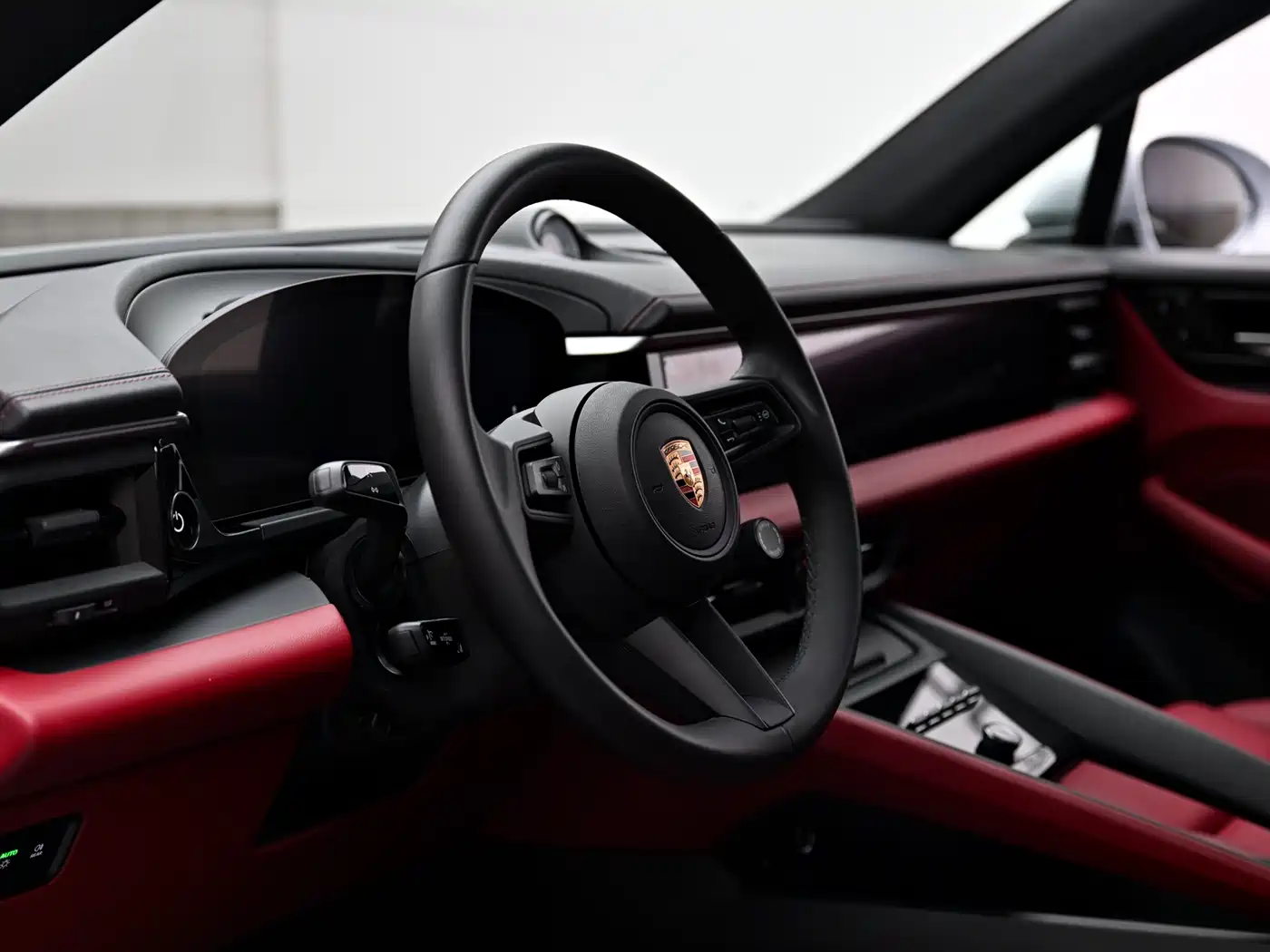 PORSCHE MACAN NEW ENERGY