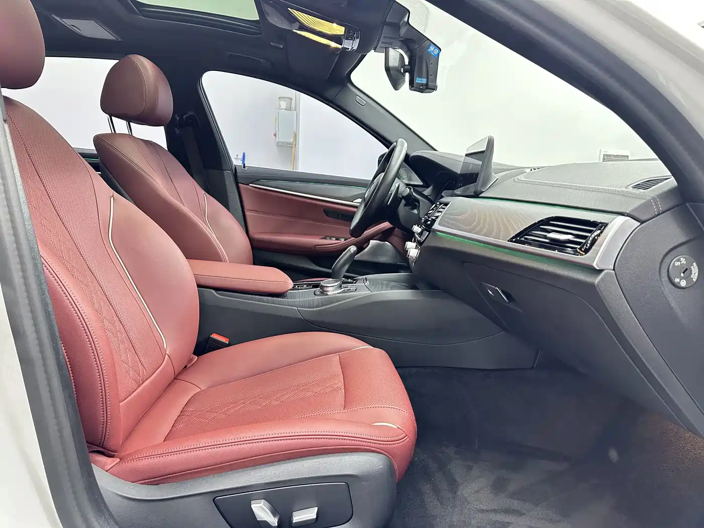 BMW 5 Series, миниатюра 13
