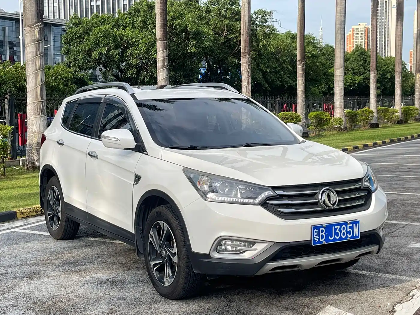 Dongfeng Aeolus Dongfeng Fengshen AX7 2016 2016 2.0L Manual Smart Joy