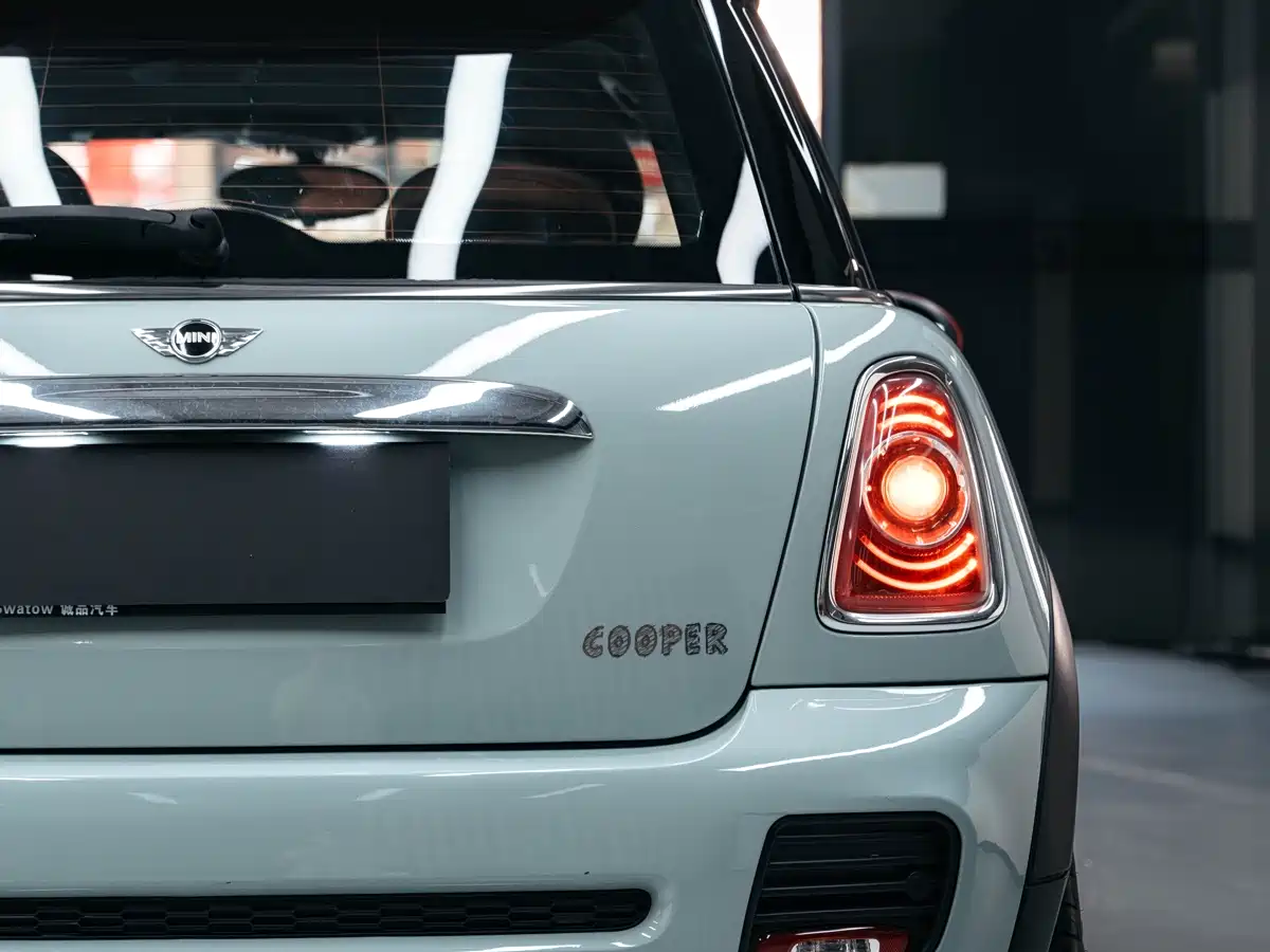 MINI MINI 2011 2011 1.6L ONE