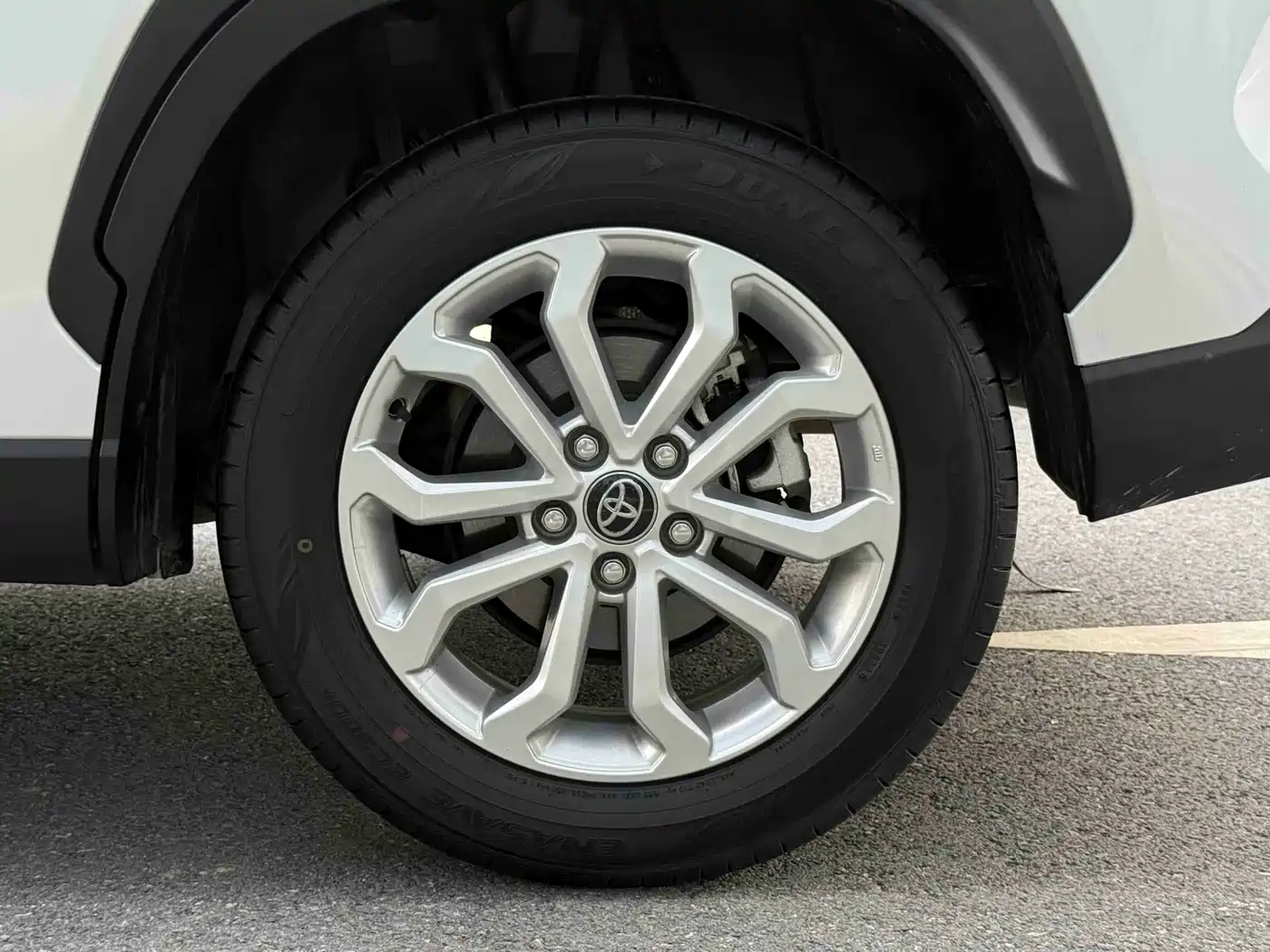 Toyota Frontlander 2024 2.0L CVT Elite Edition фото 14