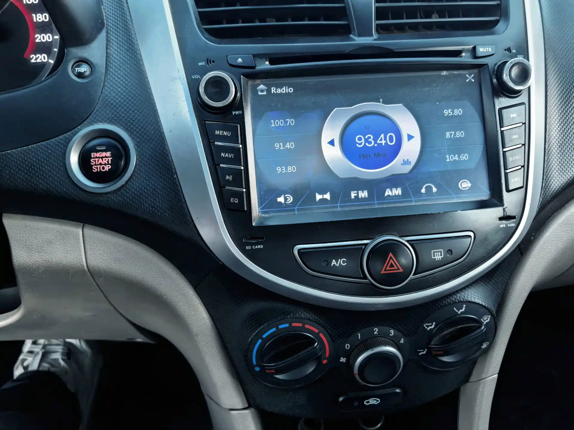 Photo 16 - Hyundai Verna