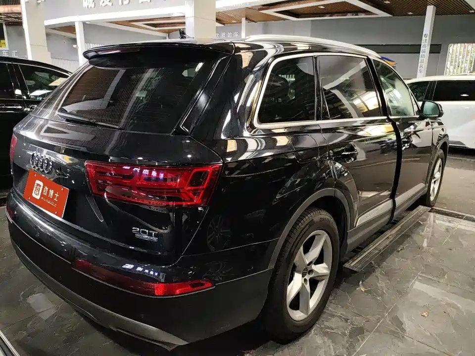 Audi Q7 2016 40 TFSI Comfort фото 10